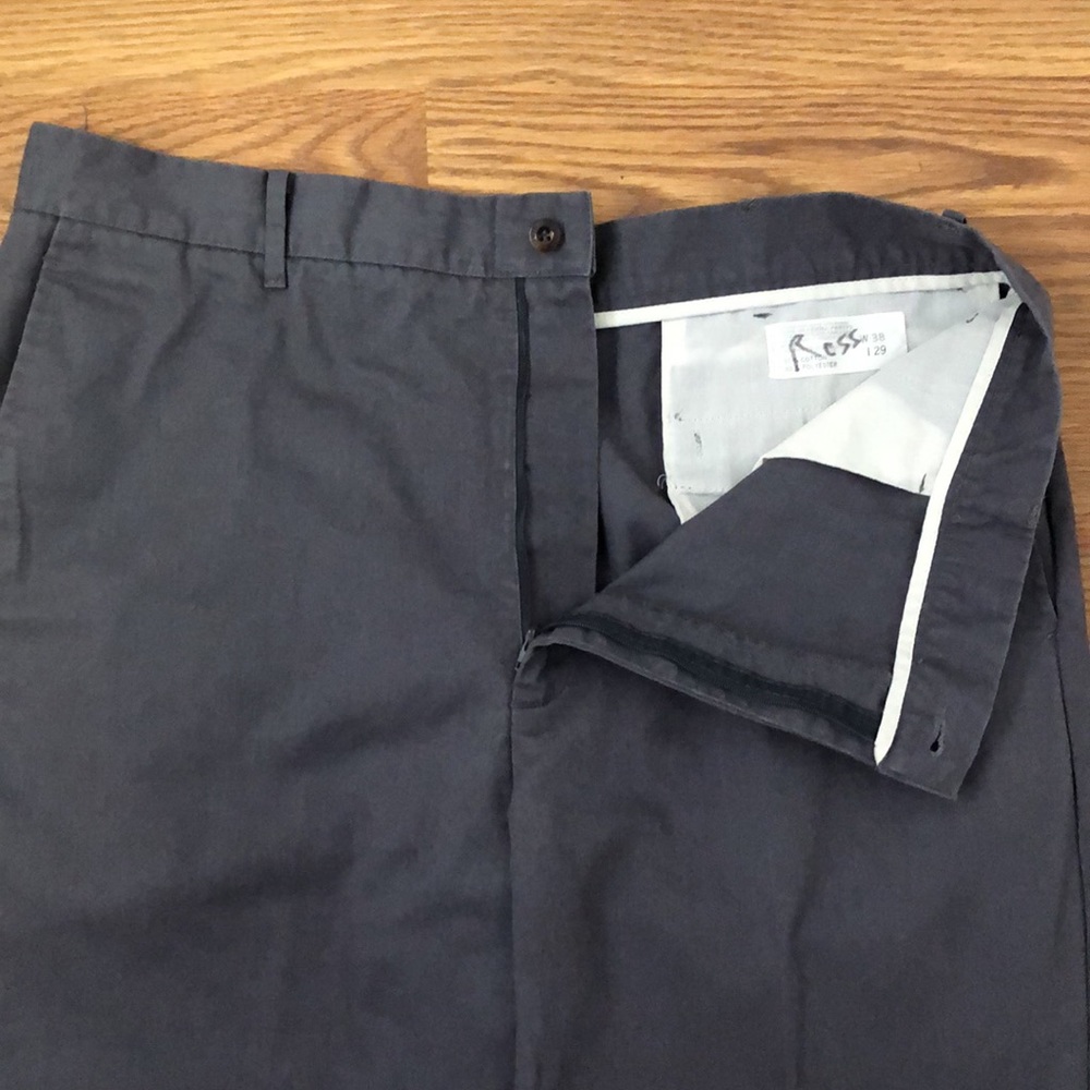 David Taylor gray flat front khakis. Size 38 x 29 - Picture 3 of 5
